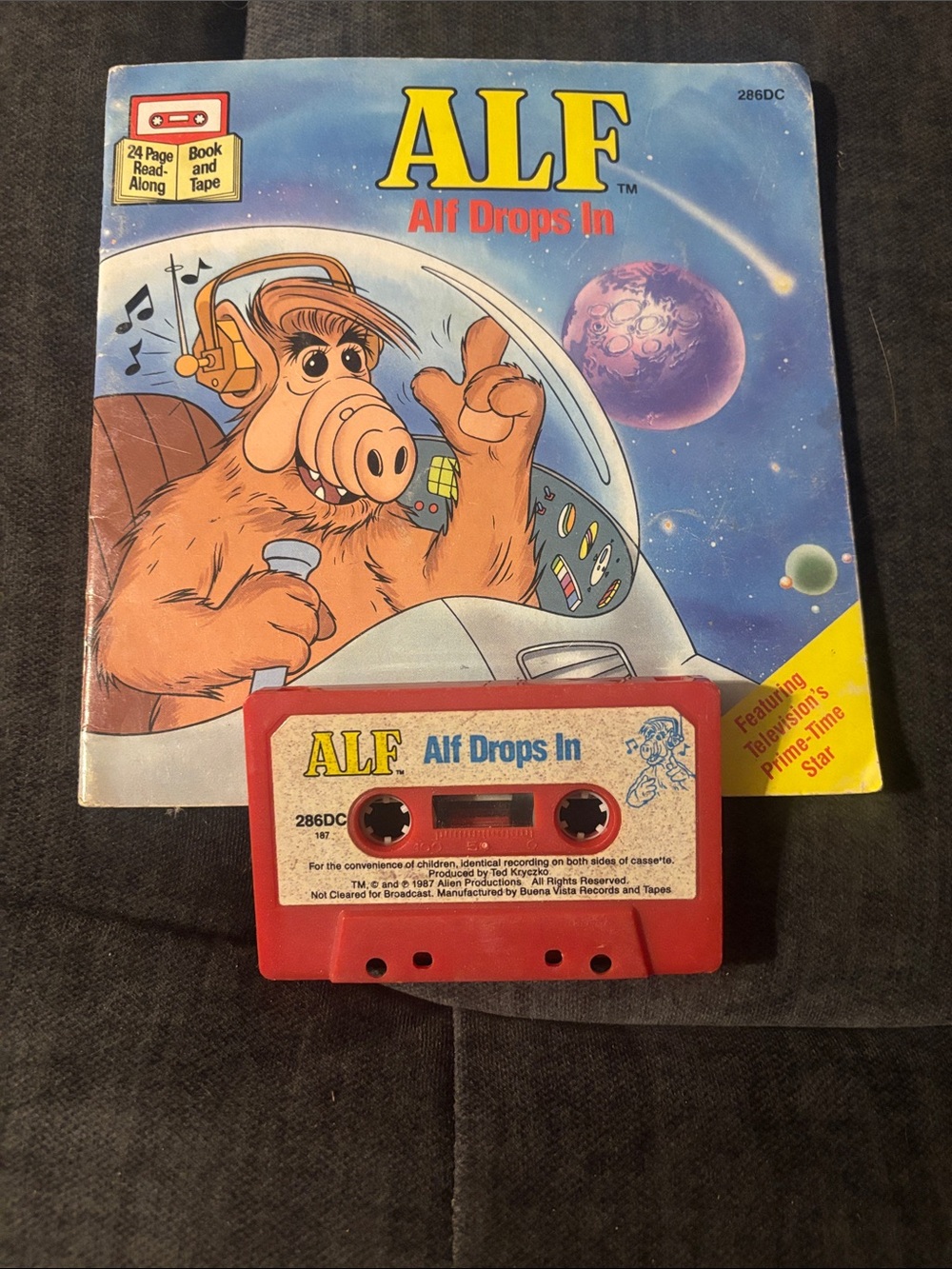 ALF 'Alf Drops In' Read-Along Book & Red Cassette Vintage 1987